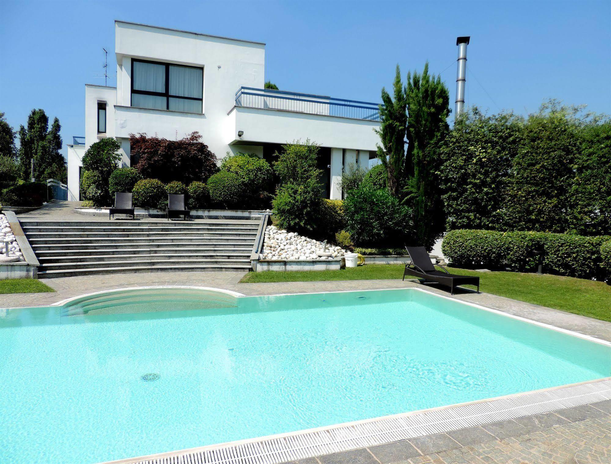 Arosio Hotel Exterior foto